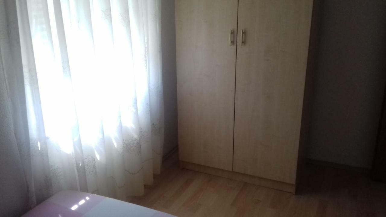 Apartman Jezidzic Kaštela Zewnętrze zdjęcie