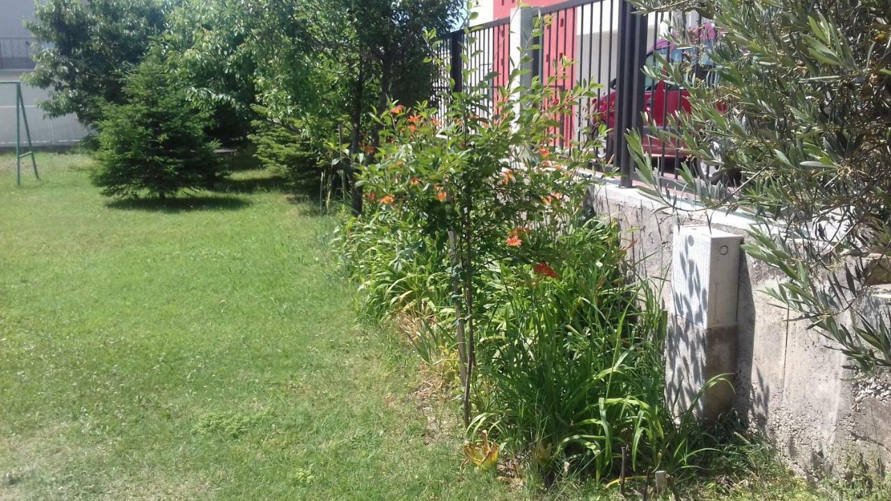 Apartman Jezidzic Kaštela Zewnętrze zdjęcie